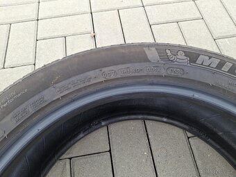 MICHELIN 225/50 r19 96V - 3