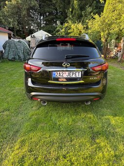 Infiniti fx30d - 3