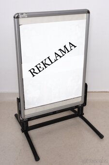 REKLAMNÍ STOJAN - 3