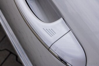 Ford Mondeo 2.0 Hybrid VIGNALE HEV eCVT / AJ NA SPLÁTKY - 3