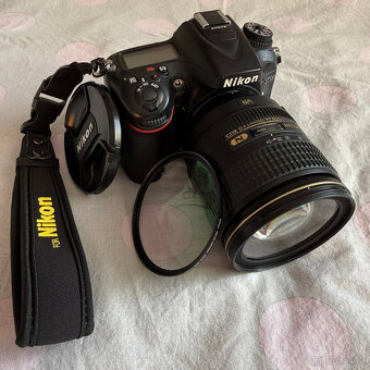 Nikon D7100 (TOP stav, uzávěrka 33k) - 3