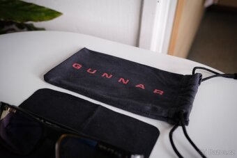 GUNNAR Vertex Onyx, jantarová skla natural - 3