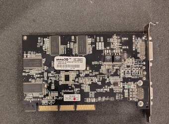 Leadtek WinFast 7600 GT AGP 256MB + INNO 3D FX5200 AGP 64MB - 3