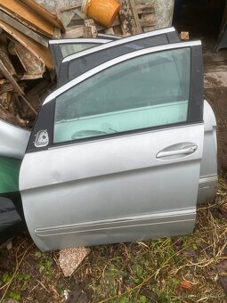 MERCEDES W245 B-KLASA 05-12 dveře - 3