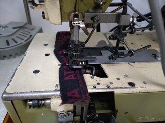 Průmyslový šicí stroj Rimoldi - 3