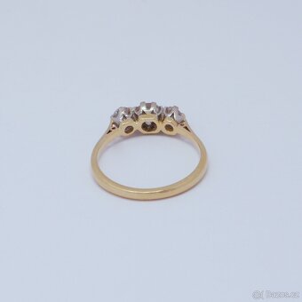 Zlatý prsten s diamanty - 3