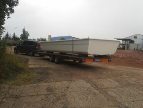 trup pod hausbót - 3