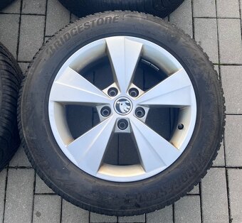 Octavia - 16" Velorum + zimní 205/60 Bridgestone - 3