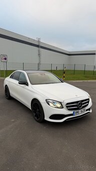 Mercedes-Benz E220 - 3