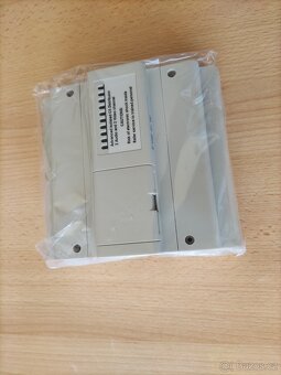 Krabička na DIN lištu (XtendLan DPA-C5-F422) - 3