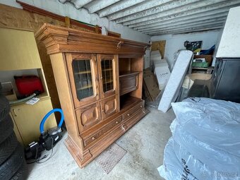 Masivní rustikální skříň - 3