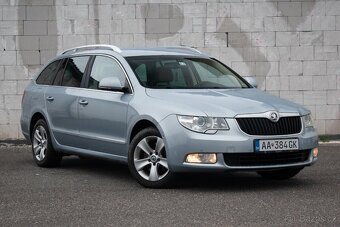 Škoda Superb Combi 2.0 TDI CR 4x4 170k Elegance - 3