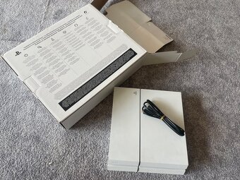 Playstation 4 500GB - 3