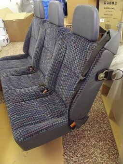 Trojsedák - Mercedes Sprinter - 3