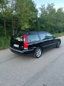 Volvo v70 - 3