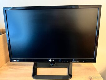 Prodám LG M2252D – monitor/TV – 22” - 3
