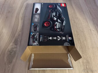 LEGO Technic 42160 Audi RS Q e-tron - 3