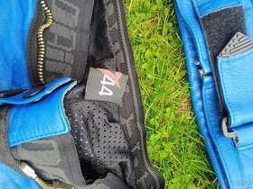 Prodám dvoudílnou kombinézu Dainese na motorku, velikost 44 - 3