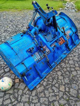 Rotavator , pluh - 3