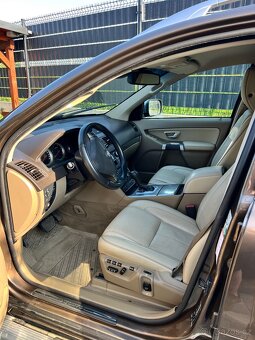 Volvo XC90 2.4 D5 AWD EXECUTIVE - 3