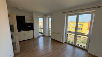 Pronájem bytu 2+kk, centrum Vlašim, Komenského - 3