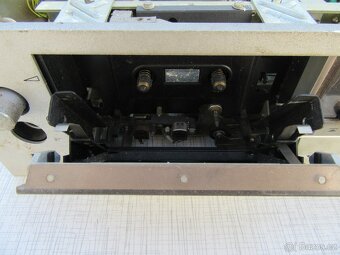 Nabízím tape deck Tesla SM 260. Nekompletní. Nefunkční. Pro - 3