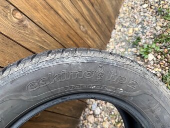 215/60R16 - 3