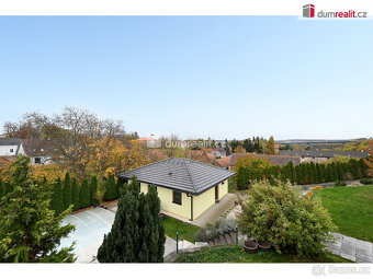 Novostavba domu 3+kk, 62 m2, bazén, garáž, pozemek 837 m2, P - 3
