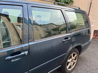 Volvo V70 2,5TDI 103kw Manuál - 3