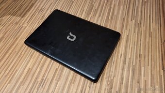 Compaq 615 na díly - 3