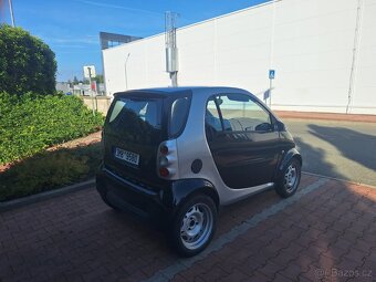 Micro compact car smart fortwo 0.6i 40kw rok 2001 nova stk - 3