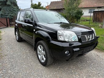 Nissan X-trail,4x4,automat,panorama,tažné - 3
