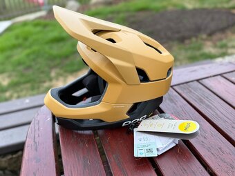 Cyklistická přilba POC OTOCON RACE MIPS - 3