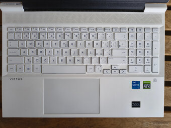 HP Victus 16 | i5-11400H | RTX 3060 | 16GB RAM | 512GB NVMe - 3