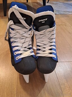 Chlapecké brusle vel. 35-38 - 3