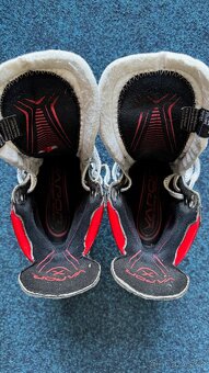 BAZAR - HRÁČSKÉ HOKEJOVÉ BRUSLE BAUER VAPOR 3X INT. - 3