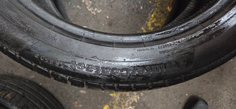 Zimní pneu - Dvourozměr 255/45R20 + 235/50 R20 Continental - 3