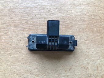 VW Golf IV osvětlení značky - 3