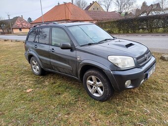 Toyota Rav 4 2.0D D4D - 3
