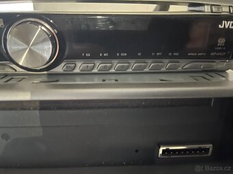 JVC autoradio  4x50 , mp3 - 3