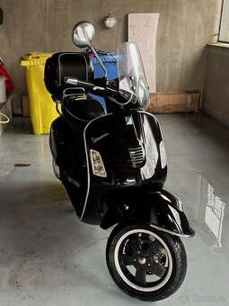 Vespa 300 gts - 3