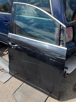 VW Sharan 7N dveře - 3