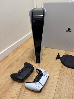 Playstation 5 + 2 x orginál Dualsense - 3