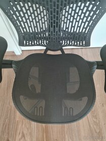 Pracovní / kancelářská židle HermanMiller MIRRA Triflex - 3
