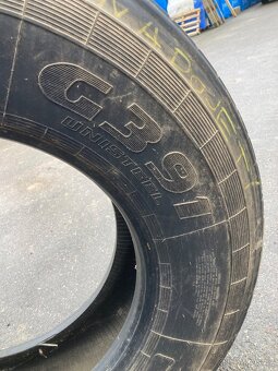 Pneu 315/80 R 22,5 - 3