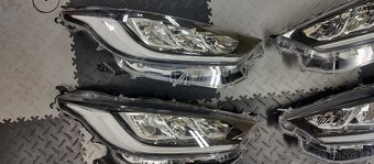 Toyota Yaris IV 4 (XP210) 2020 - svetlo lampa LED svetlomet - 3
