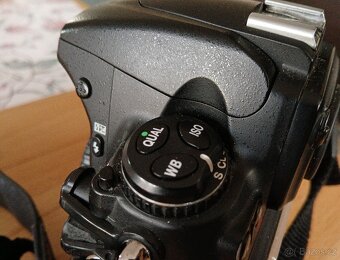Nikon D700 závěrka 96tis - 3