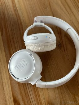 Sluchátka JBL Tune 510BT bílá - 3