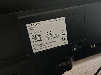 Smart Sony TV - 3