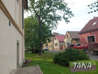 Rodinný dům se zahradou v obci Siřejovice v blízkosti města - 3